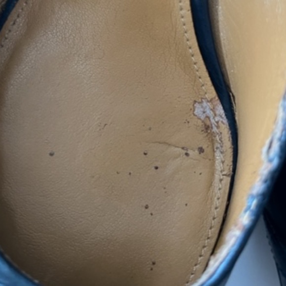 (*2 for $30) Leather Coach Navy Pumps size 6 - Picture 14 of 14